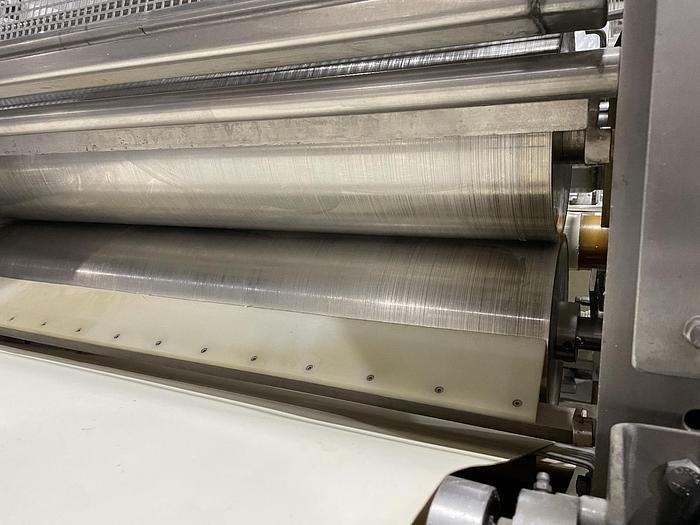 Moline Cinnamon Roll Line - Image 6